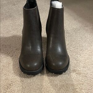 Elegant Brown Ankle Boots